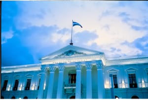 Cielos de púrpura y oro, Agosto, 2024